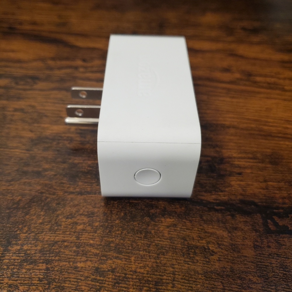 Amazon Smart Plug - Picture 5 of 5